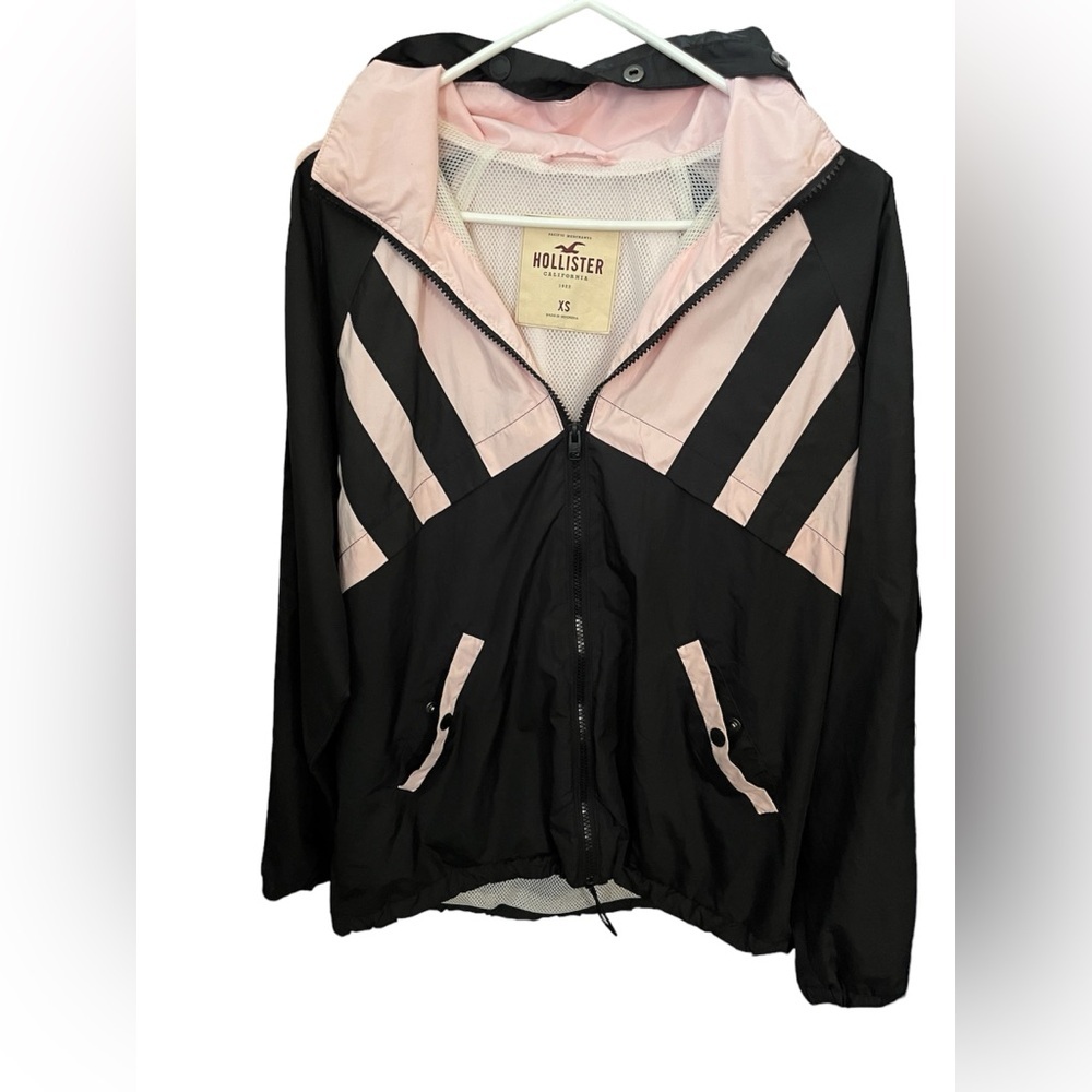 Hollister Pink and Black Activewear Athletic Windbreaker Jacket XS